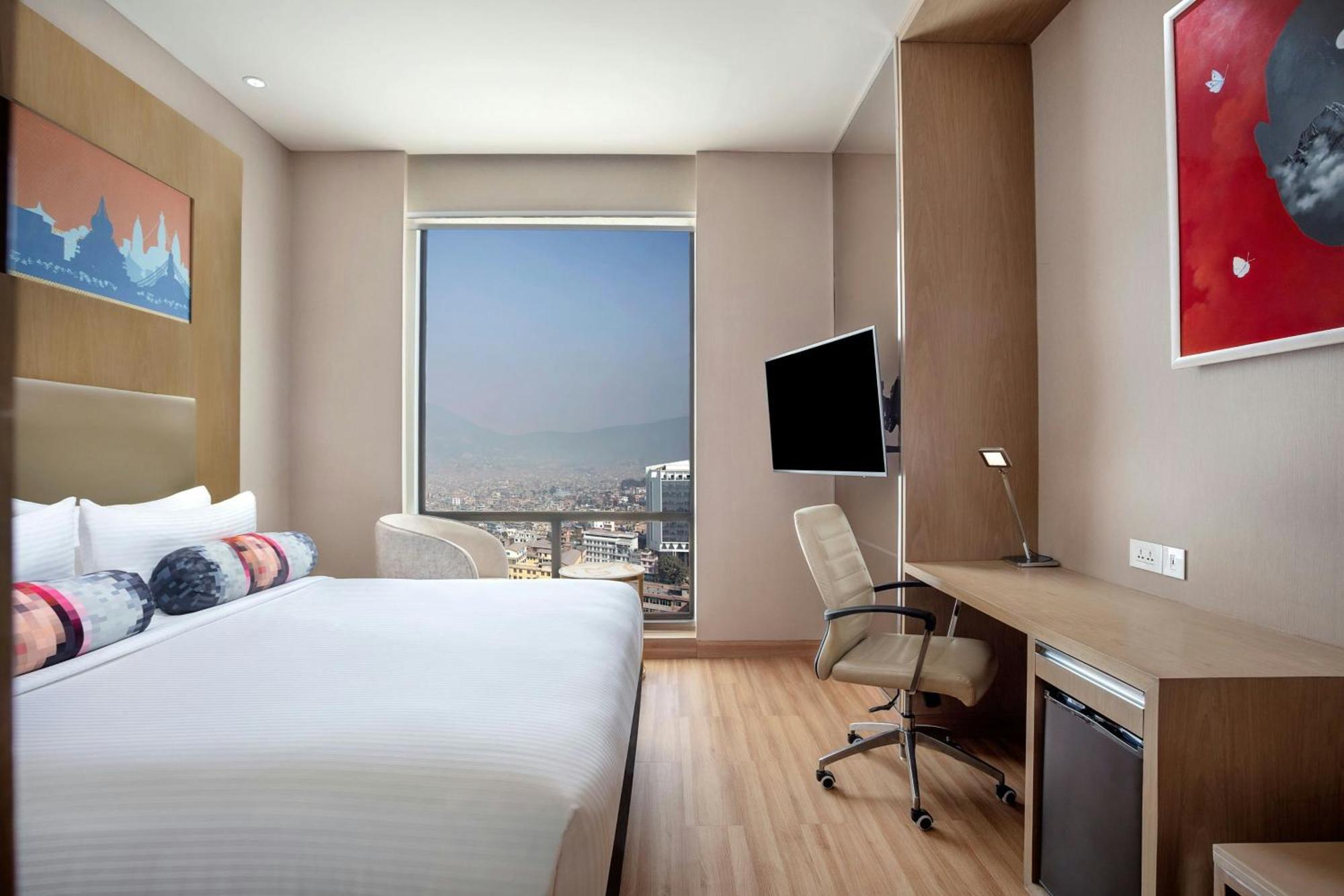 Отель Aloft Kathmandu Thamel Экстерьер фото